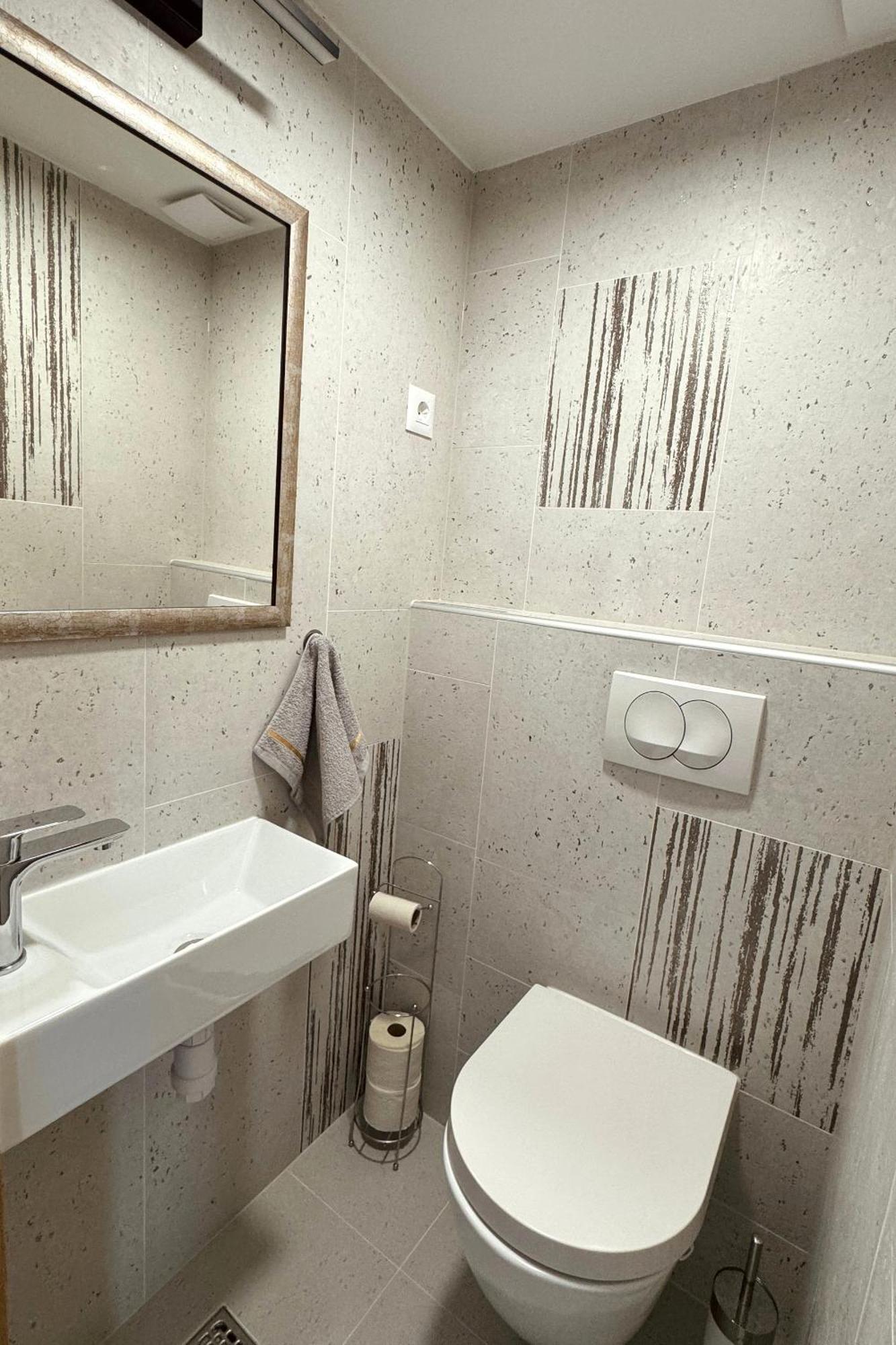 With A Parking Space - 23263 Apartman